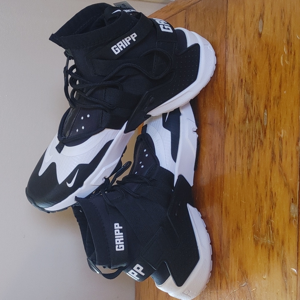 Nike Air Huarache gripp - black and white